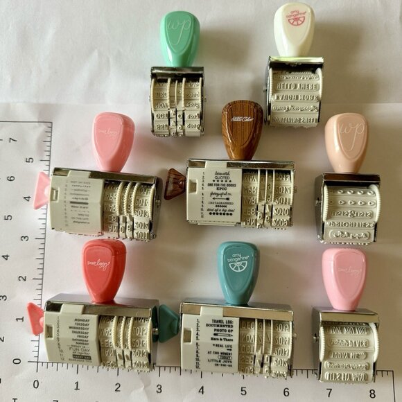 Rotary Stamper Dear lizzy Amy Tangerine Studio Calico WP PHRASES & DATE - Picture 1 of 12